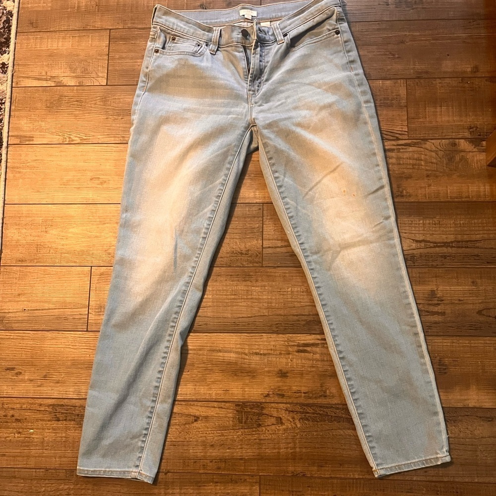 J. Crew Blue Straight Leg Jeans Classic Style

SHOWING SMALL STAIN